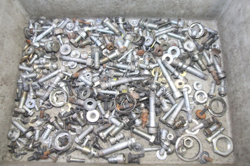 photo de SAC VITI VITE PIAGGIO MP3 LT 400 (2007 - 2012) - Vista principale