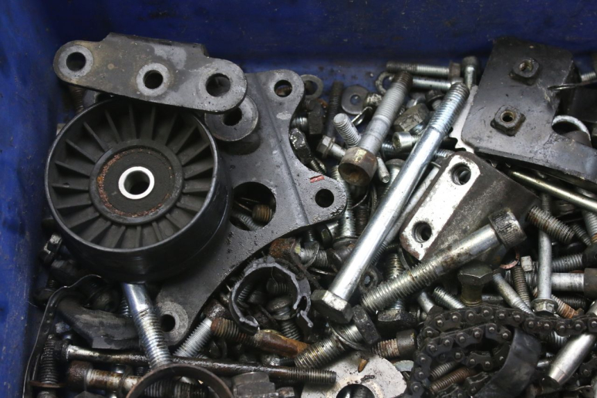 photo de SAC VITI BULLONI PIAGGIO MP3 RL 250 (2006 - 2010) - Primo piano tecnico