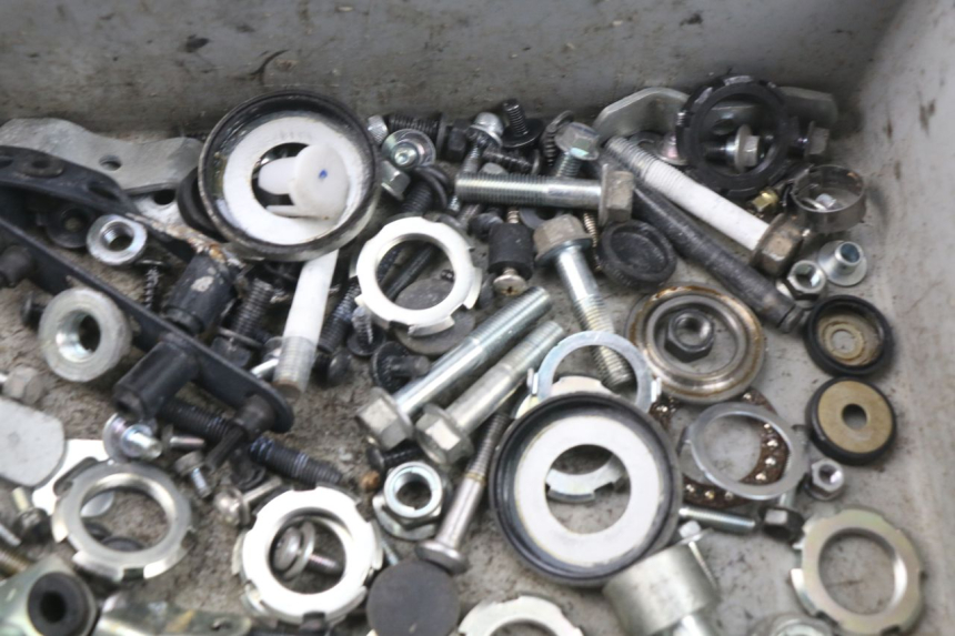 photo de SACCHETTO VITI VITE MBK MW TRYPTIK 125 (2017 - 2022) - Altra angolazione