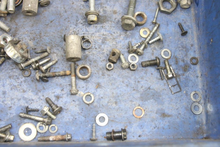 photo de SAC VITI BULLONE PIAGGIO NEW TYPHOON 50 (2018 - 2021) - Zoom sullo stato d'uso