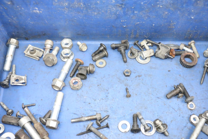 photo de SAC VITI BULLONE PIAGGIO NEW TYPHOON 50 (2018 - 2021) - Zoom sullo stato d'uso