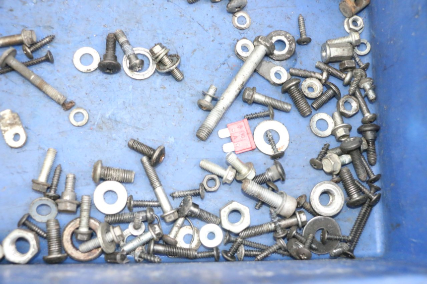 photo de SAC VITI BULLONE PIAGGIO NEW TYPHOON 50 (2018 - 2021) - Primo piano tecnico