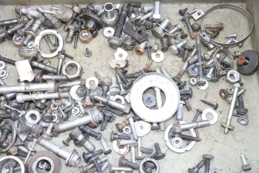 photo de SAC VITI BULLONI GILERA NEXUS 125 (2009 - 2013) - Dettaglio del componente