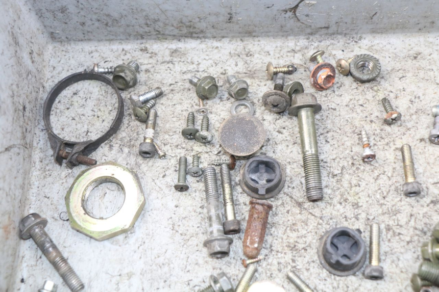 photo de SAC VITI BULLONE SYM ORBIT 2 4T 50 (2008 - 2017) - Zoom sullo stato d'uso