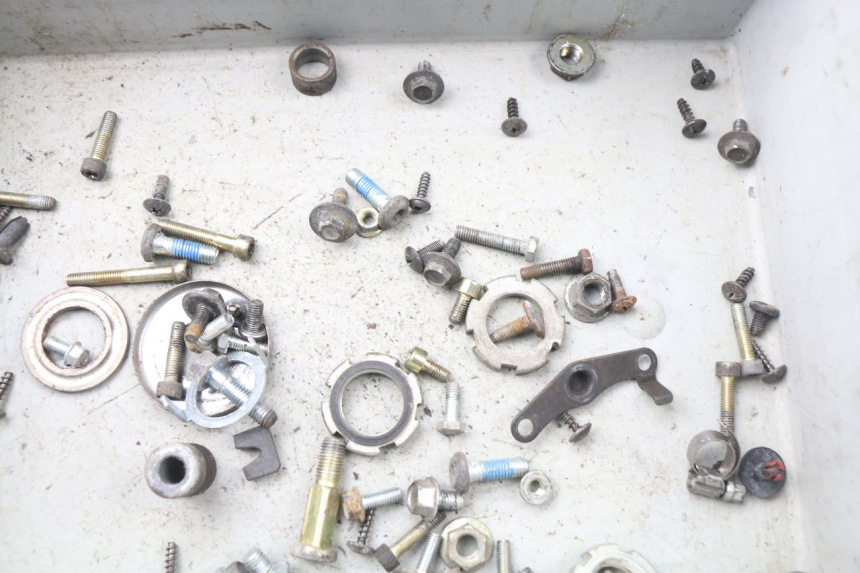 photo de SAC VITI BULLONE MBK OVETTO 50 (1998 - 2007) - Dettaglio del componente