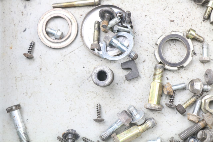 photo de SAC VITI BULLONE MBK OVETTO 50 (1998 - 2007) - Altra angolazione