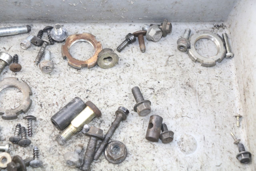 photo de SAC VITI BULLONE MBK OVETTO 50 (1998 - 2007) - Altra angolazione