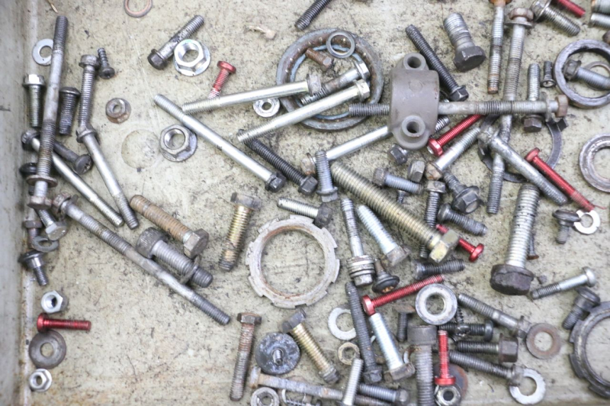 photo de SAC VITI VITE PEUGEOT TKR TREKKER FURIOUS 50 (2005 - 2014) - Zoom sullo stato d'uso