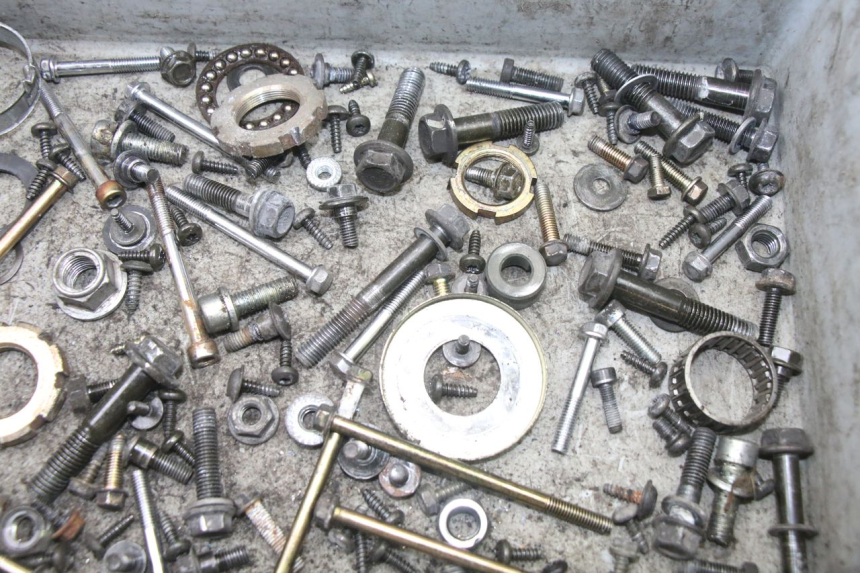 photo de VITI PEUGEOT VIVACITY 125 (2010 - 2017) - Zoom sullo stato d'uso