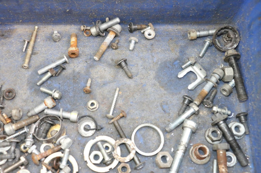 photo de SACCHETTO VITI VITE PIAGGIO BEVERLY 125 (1998 - 2005) - Altra angolazione