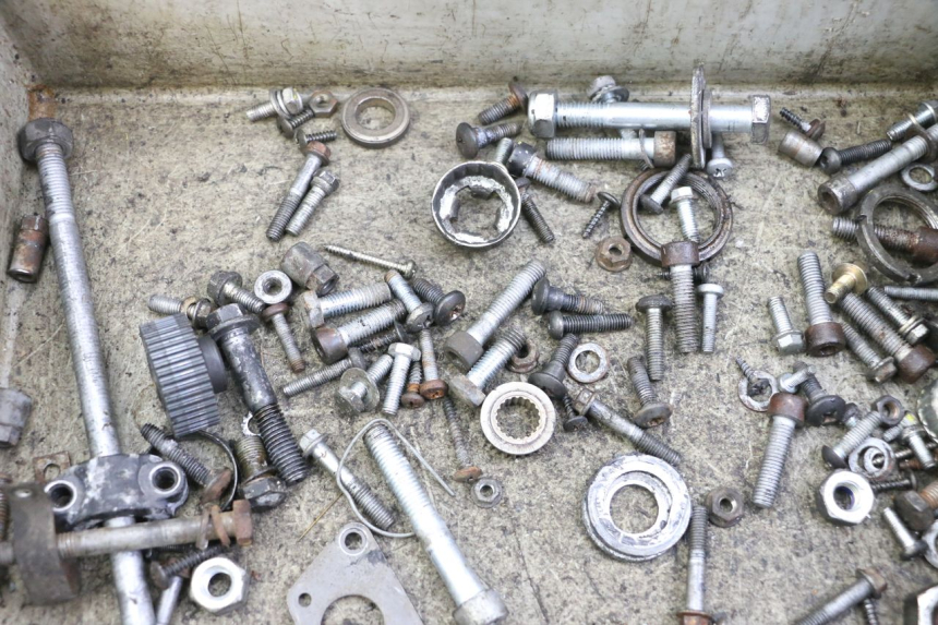 photo de SAC VITI BULLONE PIAGGIO VESPA S 2T 50 (2007 - 2014) - Dettaglio del componente