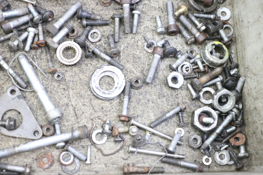 photo de SAC VITI BULLONE PIAGGIO VESPA S 2T 50 (2007 - 2014) - Zoom sullo stato d'uso