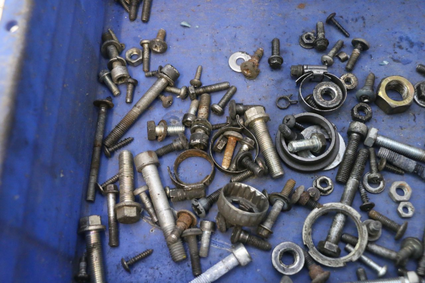photo de VITI GILERA RUNNER SP 50 (2002 - 2004) - Stato della superficie e materiale