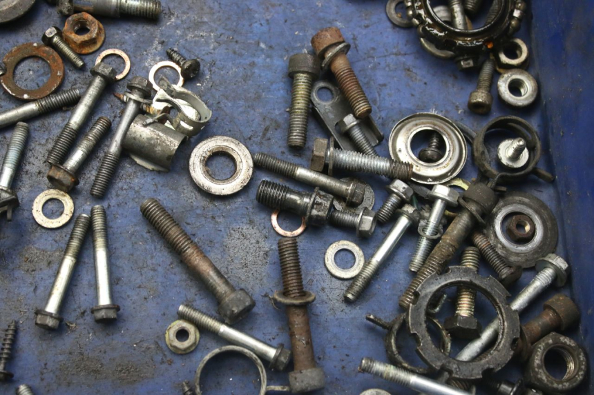 photo de SAC VITI VITE PEUGEOT SATELIS 125 (2010 - 2012) - Zoom sullo stato d'uso