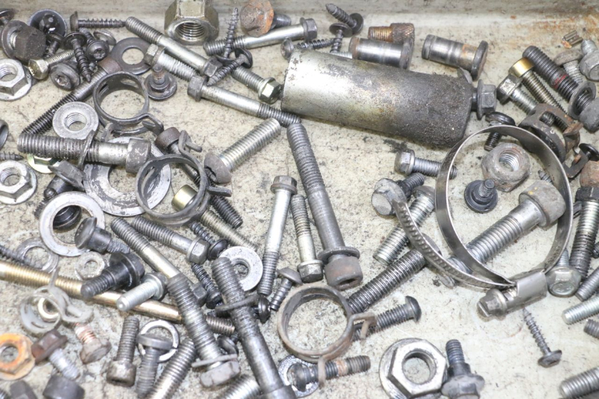 photo de VITI PEUGEOT SATELIS 125 (2013 - 2018) - Altra angolazione