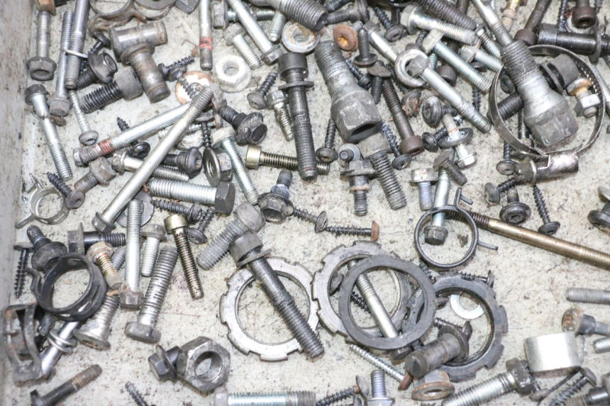 photo de VITI PEUGEOT SATELIS 125 (2013 - 2018) - Altra angolazione