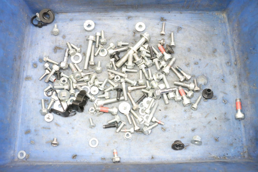 photo de VITI ROYAL ENFIELD SCRAM 411 (2022 - 2024) - Vista principale