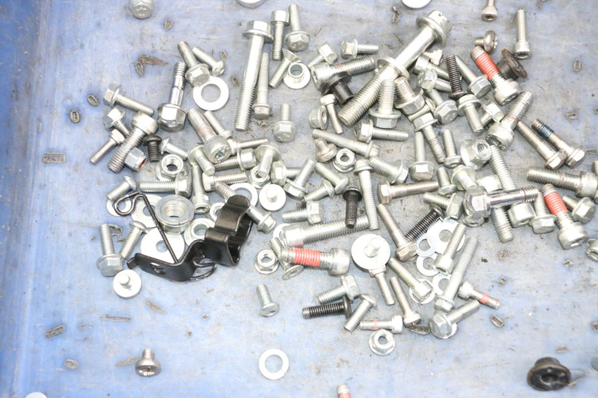 photo de VITI ROYAL ENFIELD SCRAM 411 (2022 - 2024) - Dettaglio del componente