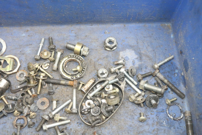 photo de SAC VITI VITE HONDA SCV LEAD 100 (2003 - 2007) - Dettaglio del componente