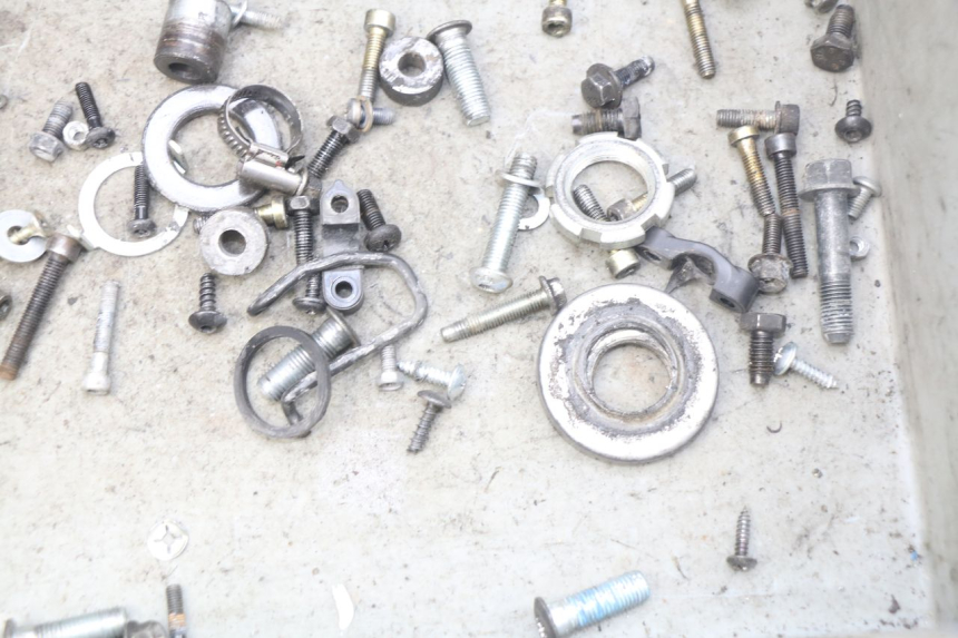 photo de SAC VITI BULLONE YAMAHA SLIDER NAKED 50 (2004 - 2018) - Zoom sullo stato d'uso