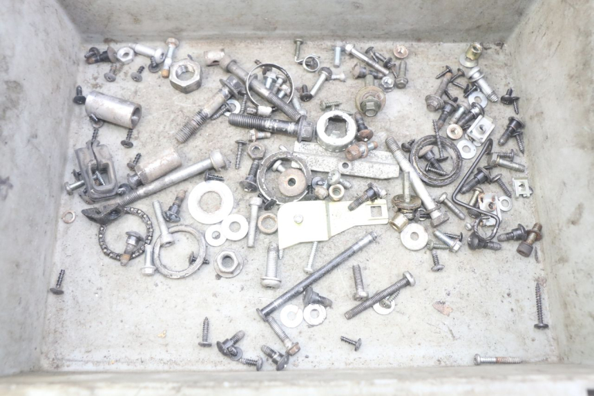 photo de SAC VITI BULLONI APRILIA SR 2T 50 (2012 - 2017) - Dettaglio del componente