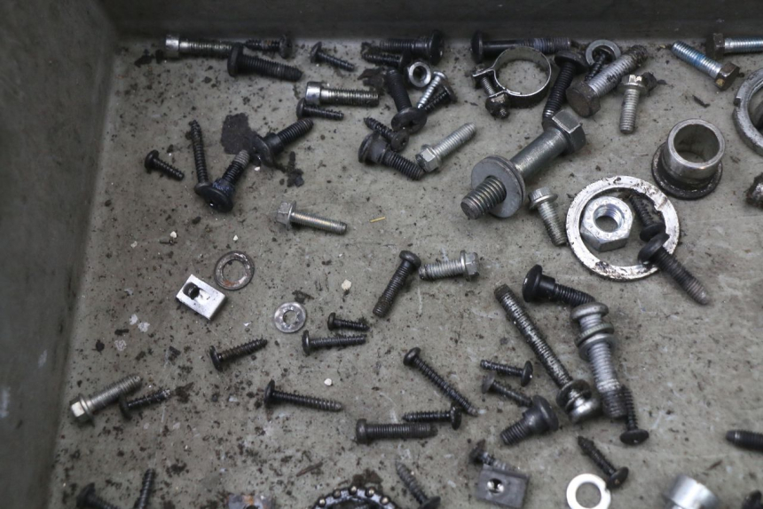 photo de SAC VITI BULLONE APRILIA SR 2T 50 (2018 - 2022) - Dettaglio del componente