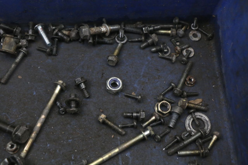 photo de VITI PEUGEOT STREETZONE 2T 50 (2014 - 2019) - Zoom sullo stato d'uso