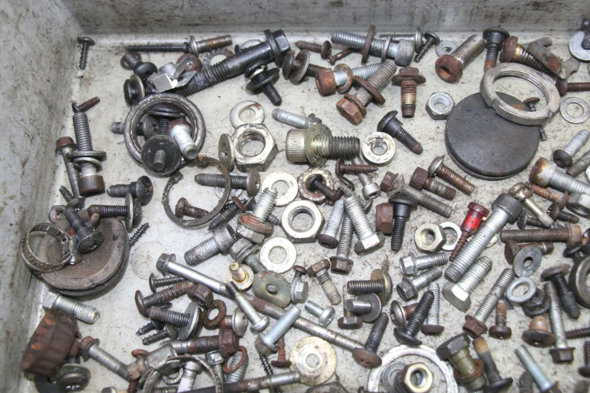 photo de VITI PIAGGIO SUPER LX 125 (2000 - 2003) - Dettaglio del componente