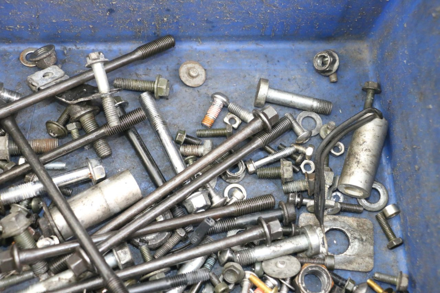 photo de SAC VITI BULLONE SUZUKI SV S 650 (1999 - 2002) - Altra angolazione