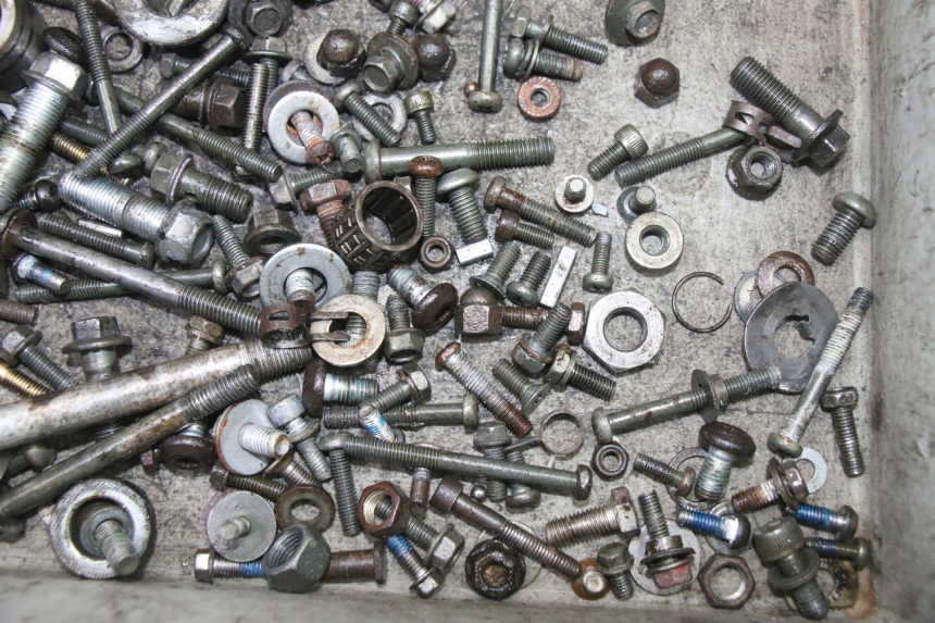 photo de SAC VITI BULLONERIA YAMAHA TDR DELTABOX 125 (1997 - 2003) - Primo piano tecnico