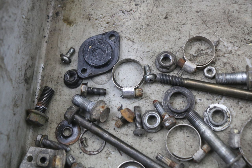 photo de VITI SUZUKI TS X 80 (1984 - 1988) - Dettaglio del componente