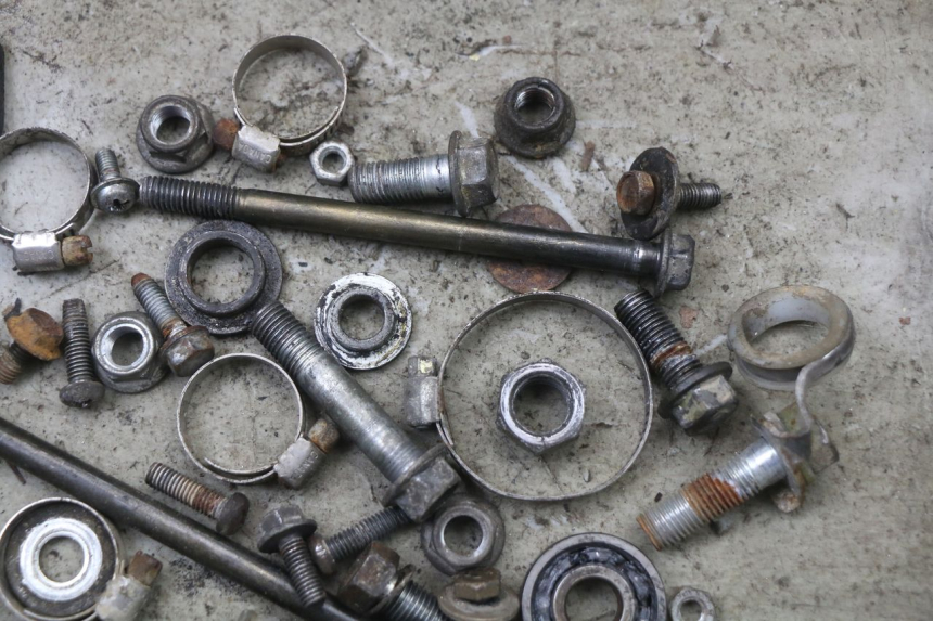 photo de VITI SUZUKI TS X 80 (1984 - 1988) - Zoom sullo stato d'uso