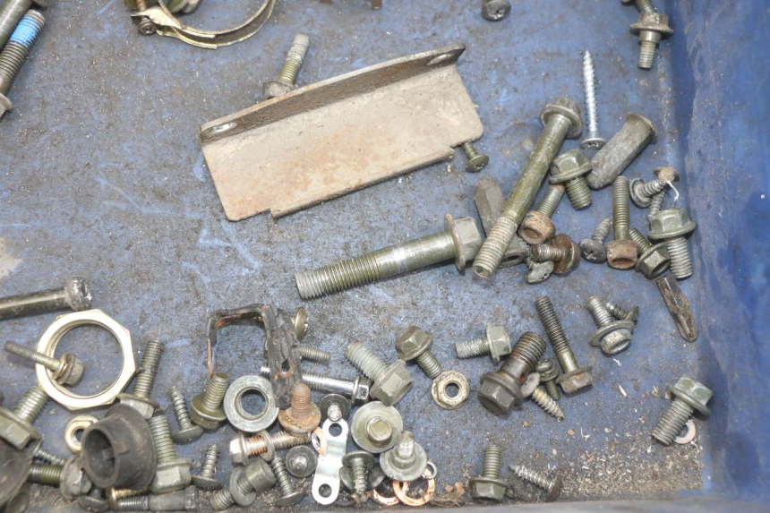 photo de SAC VITI BULLONE PEUGEOT TWEET 4T 50 (2018 - 2022) - Zoom sullo stato d'uso