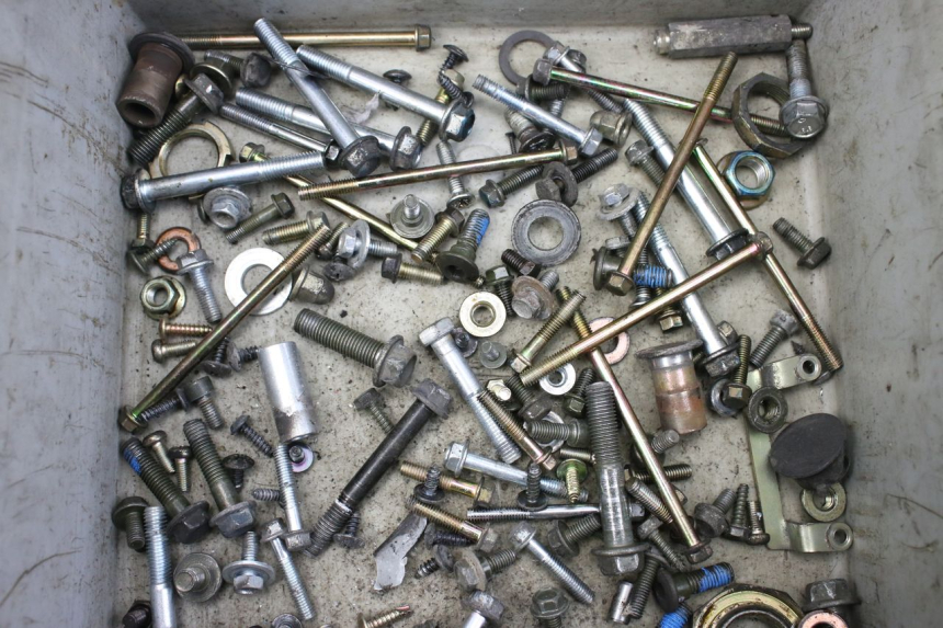 photo de SAC VITI VITE PEUGEOT TWEET 125 (2010 - 2017) - Dettaglio del componente