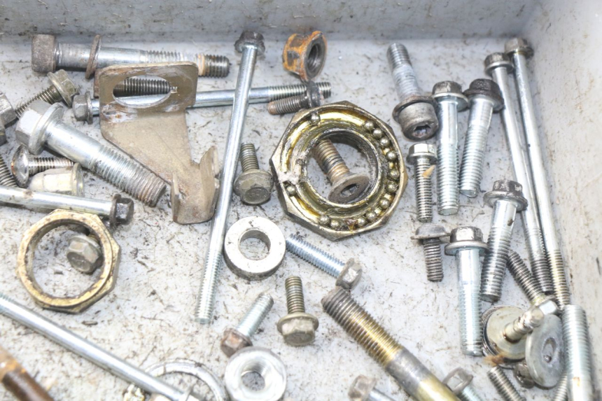 photo de SAC VITI BULLONERIA PEUGEOT V-CLIC VCLIC 50 (2007 - 2013) - Primo piano tecnico