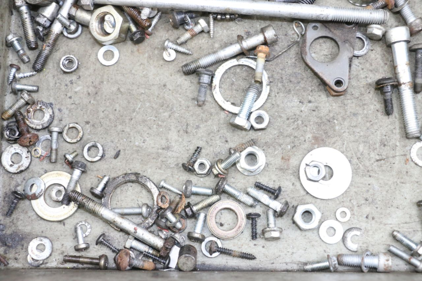 photo de SAC VITI BULLONERIA PIAGGIO VESPA LX 2T 50 (2005 - 2013) - Zoom sullo stato d'uso