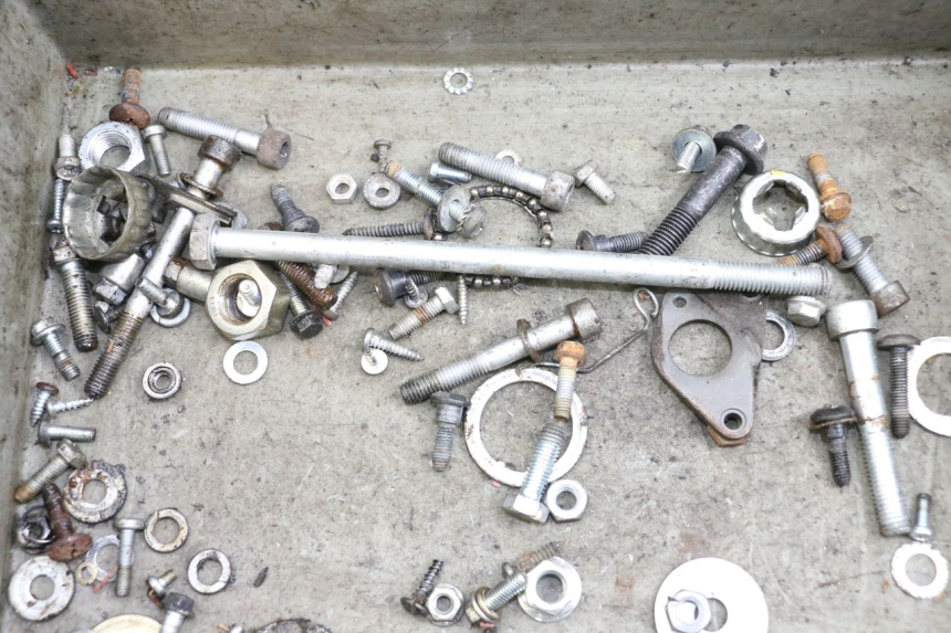 photo de SAC VITI BULLONERIA PIAGGIO VESPA LX 2T 50 (2005 - 2013) - Altra angolazione