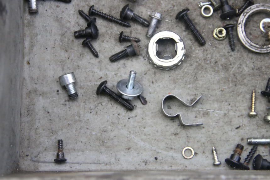 photo de SAC VITI BULLONE PIAGGIO VESPA S 2T 50 (2007 - 2014) - Dettaglio del componente