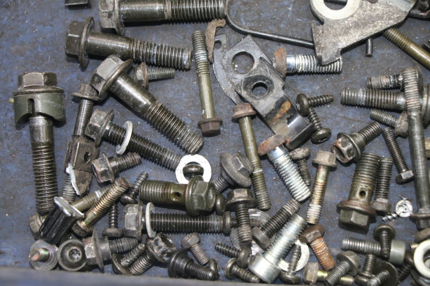 photo de SAC VITI BULLONE PEUGEOT VIVACITY NEW 2T 50 (2008 - 2017) - Altra angolazione