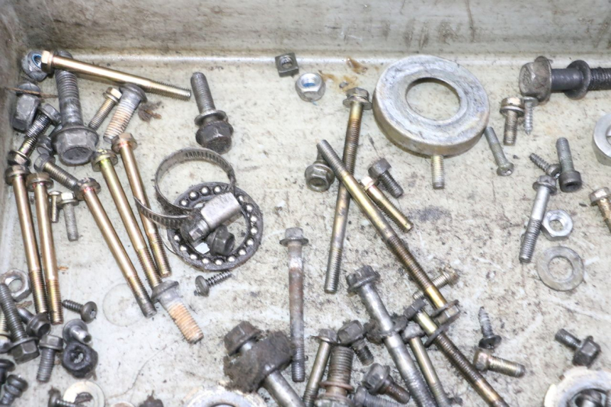 photo de SAC VITI BULLONE PEUGEOT VIVACITY NEW 2T 50 (2008 - 2017) - Zoom sullo stato d'uso