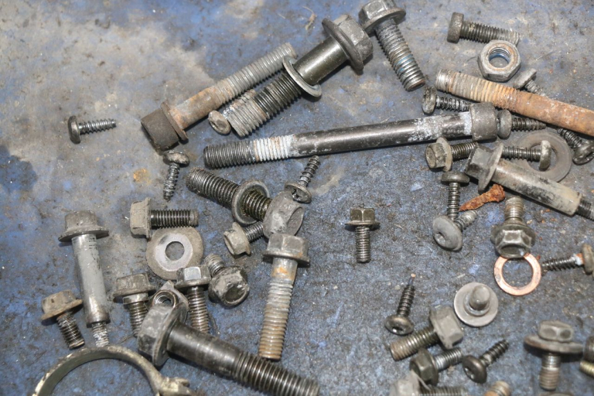 photo de SAC VITI VITE PEUGEOT VIVACITY NEW 4T 50 (2008 - 2017) - Dettaglio del componente