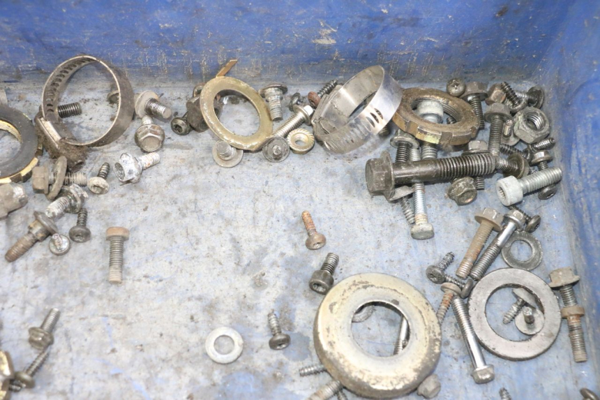 photo de SAC VITI VITE PEUGEOT VIVACITY NEW 4T 50 (2008 - 2017) - Altra angolazione