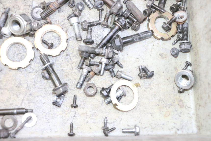 photo de SAC VITI VITE PEUGEOT VIVACITY NEW 4T 50 (2008 - 2017) - Altra angolazione