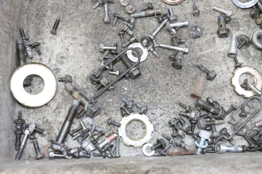 photo de SAC VITI VITE PEUGEOT VIVACITY NEW 4T 50 (2008 - 2017) - Dettaglio del componente