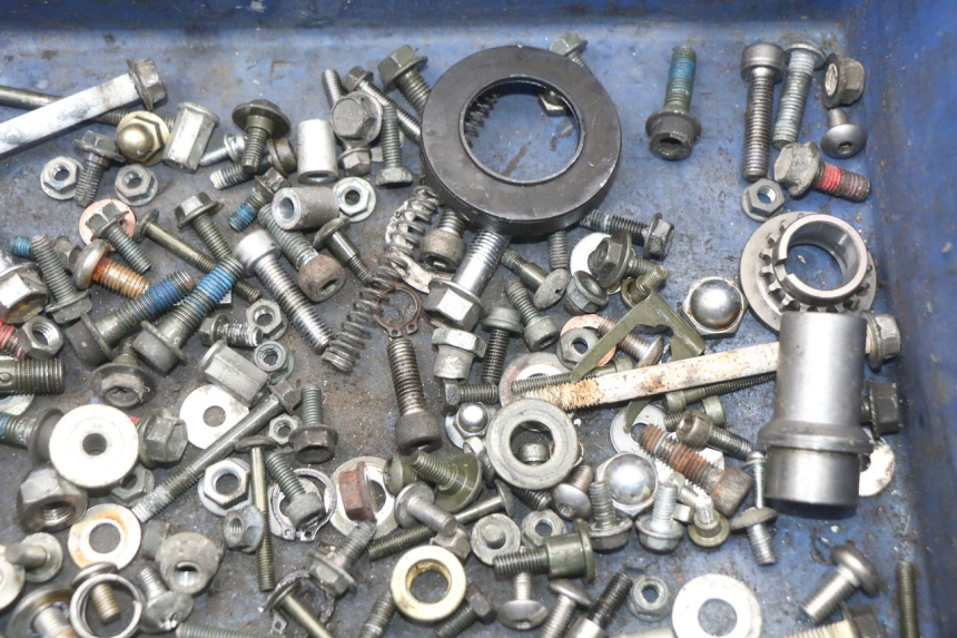 photo de VITI SUZUKI VL INTRUDER 125 (2004 - 2007) - Zoom sullo stato d'uso