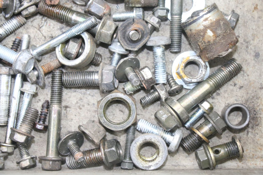 photo de SAC VITI VITE VONROAD YIBEN 125 (2006 - 2010) - Primo piano tecnico