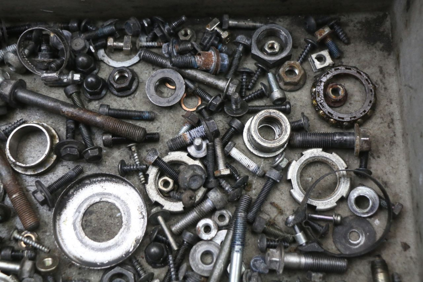 photo de SAC VITI BULLONERIA YAMAHA X-MAX XMAX 125 (2010 - 2013) - Zoom sullo stato d'uso