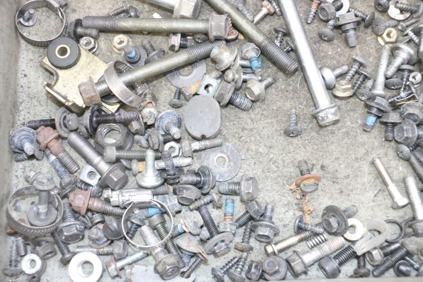 photo de SAC VITI BULLONERIA YAMAHA X-MAX XMAX 125 (2010 - 2013) - Zoom sullo stato d'uso