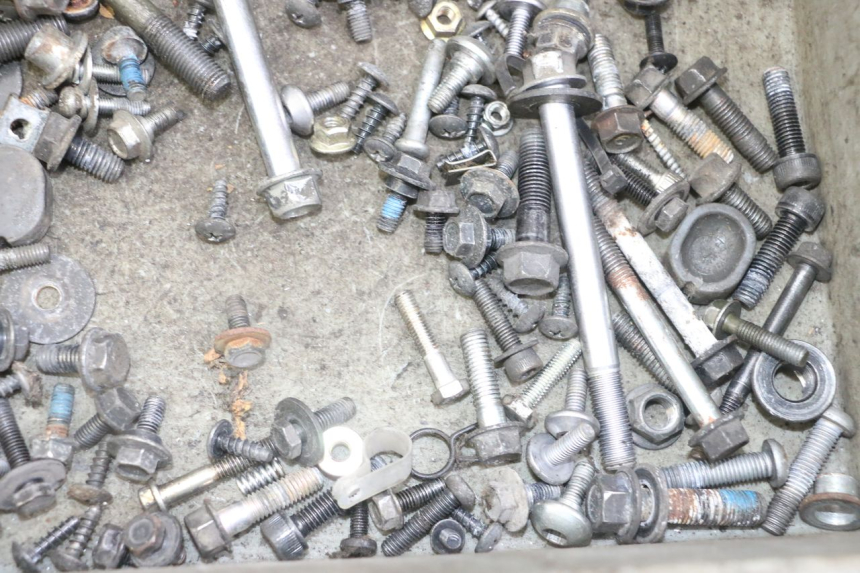 photo de SAC VITI BULLONERIA YAMAHA X-MAX XMAX 125 (2010 - 2013) - Altra angolazione