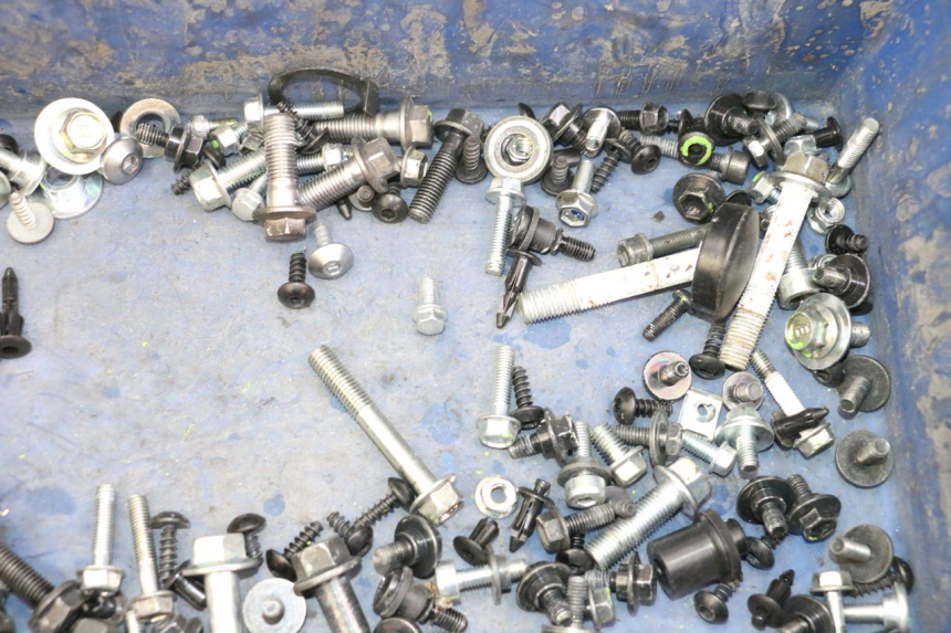 photo de VITI YAMAHA XMAX X-MAX 125 (2021 - 2025) - Altra angolazione